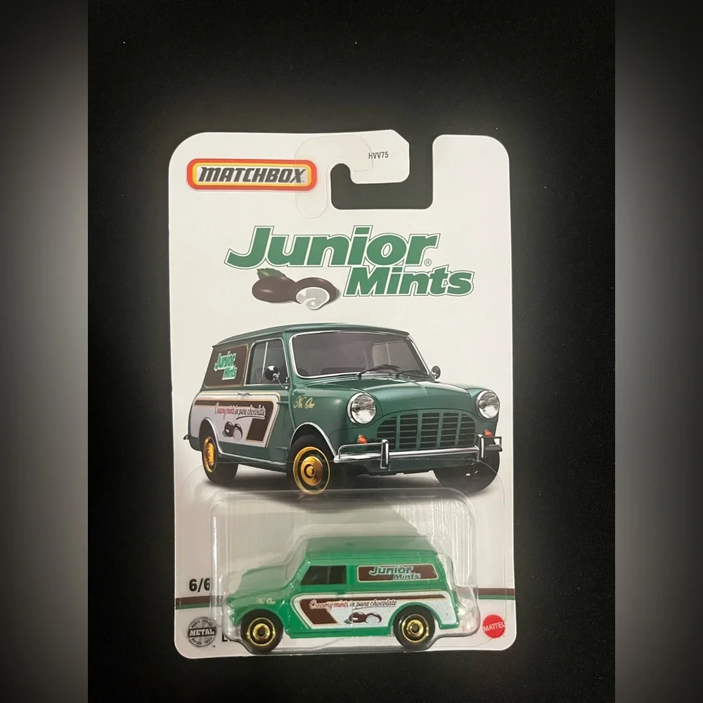 2025 Matchbox CANDY Sweet Ride Austin Mini Van Junior Mints 6/6